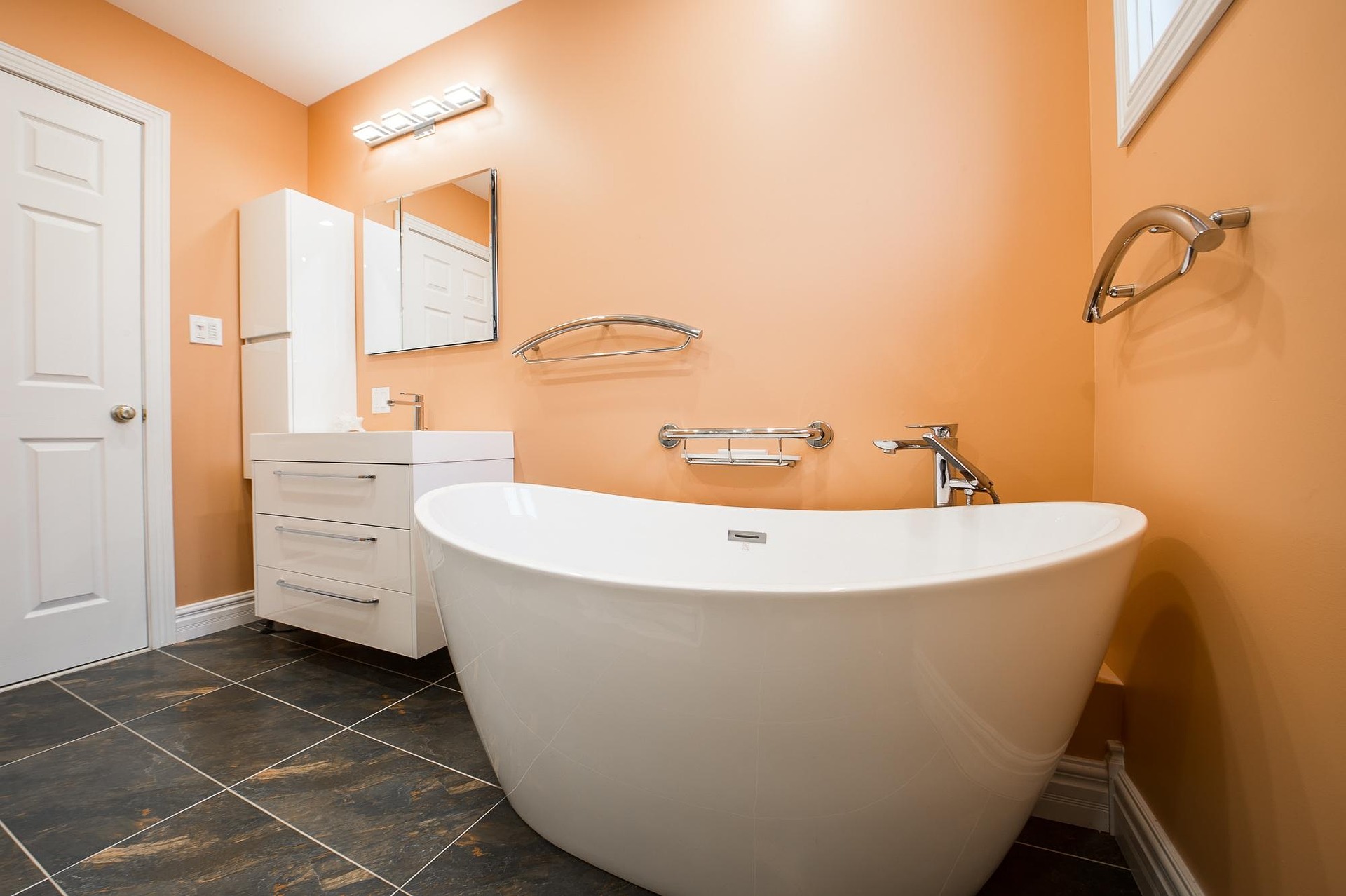 Title: Wall & Floor Tiling Sydney | Expert Tile Installation & Repair Title: Wall & Floor Tiling Sydney | Expert Tile Installation & Repair