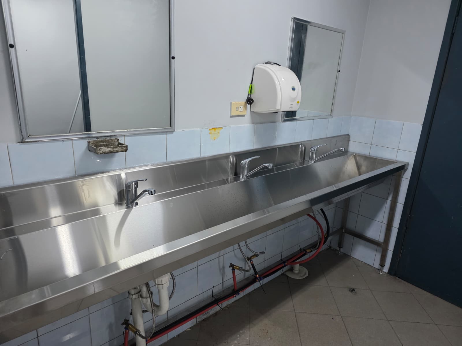 Aedilux - toilet Rnovation before Services, Renovation process, Toilet Remodelling services